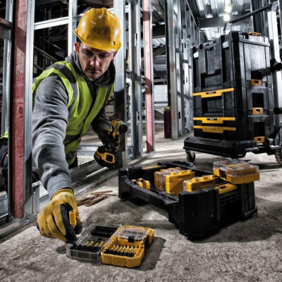 Sukimo antgalių ir grąžtų komplektas DeWalt 25 vnt